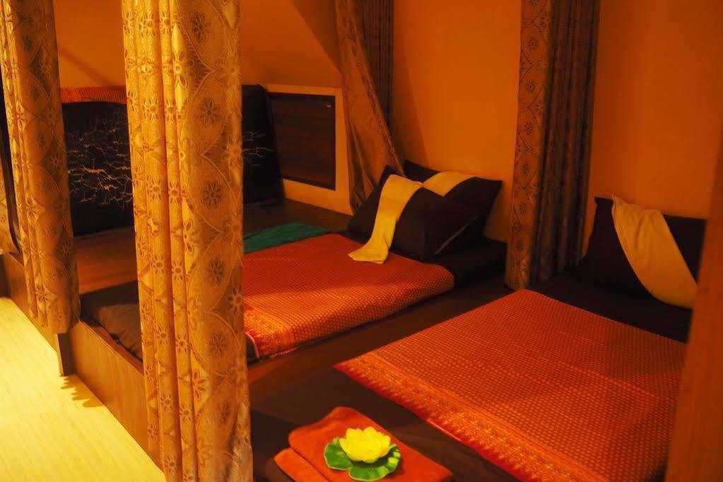 Hip Hostel - Sha Plus Patong Kültér fotó