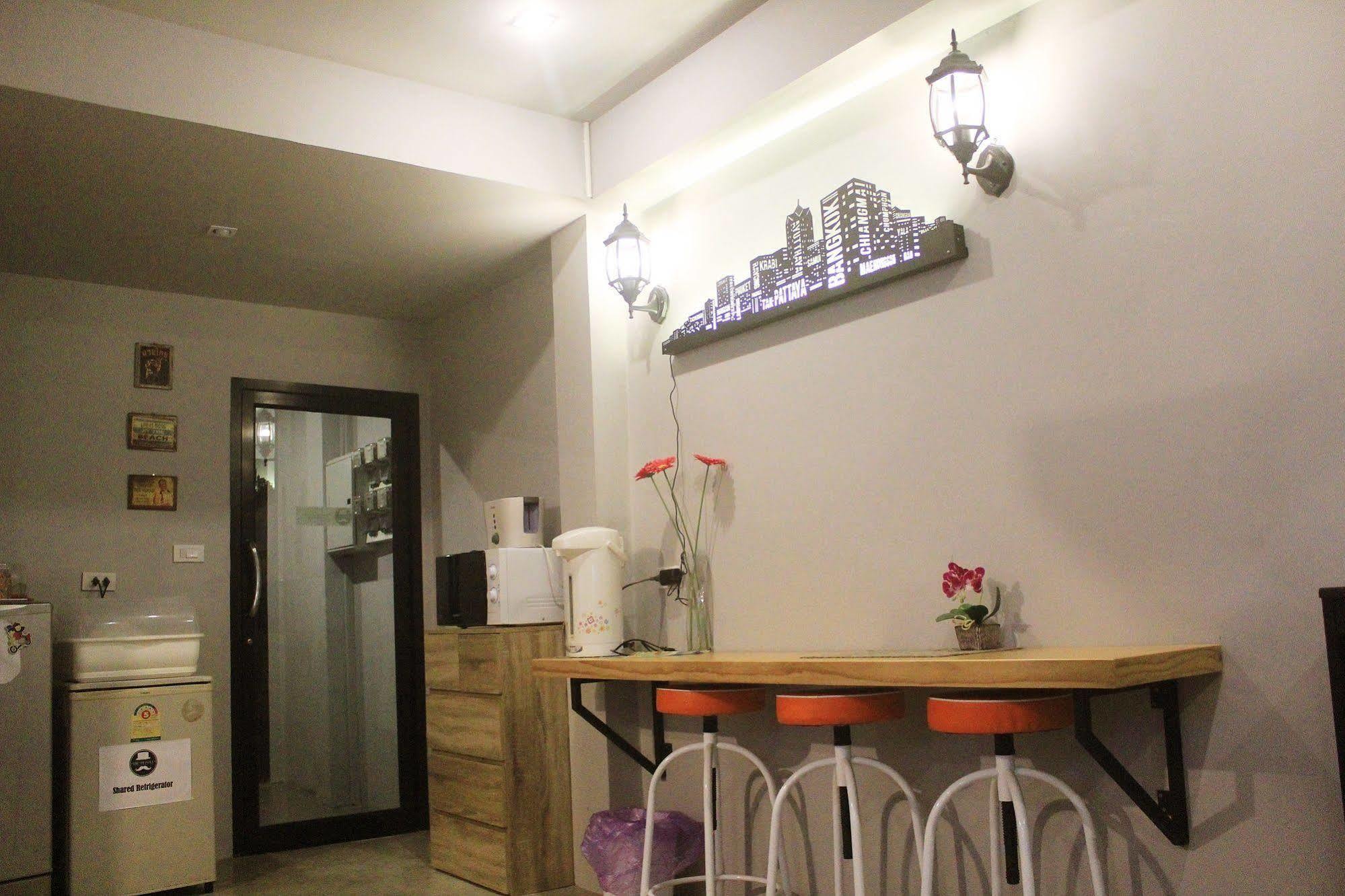 Hip Hostel - Sha Plus Patong Kültér fotó